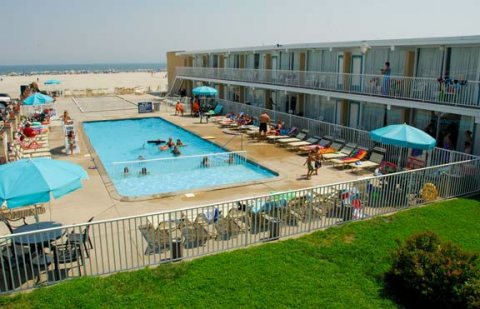 Villa Nova Motel | Directly on the Beach in Wildwood Crest, New Jersey